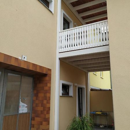 Apartamento Mehrfamilien Haus Schkeuditz Exterior foto