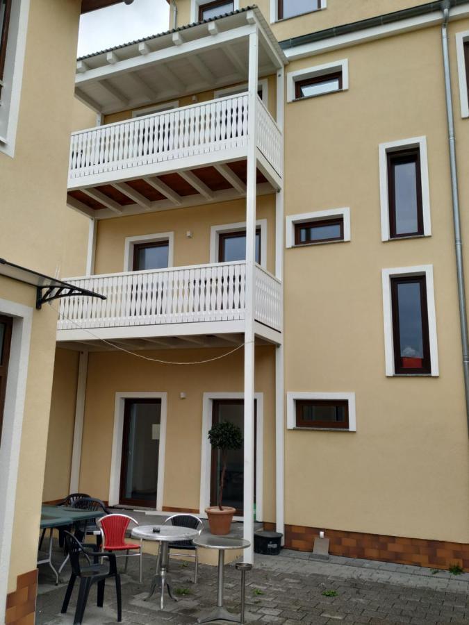 Apartamento Mehrfamilien Haus Schkeuditz Exterior foto