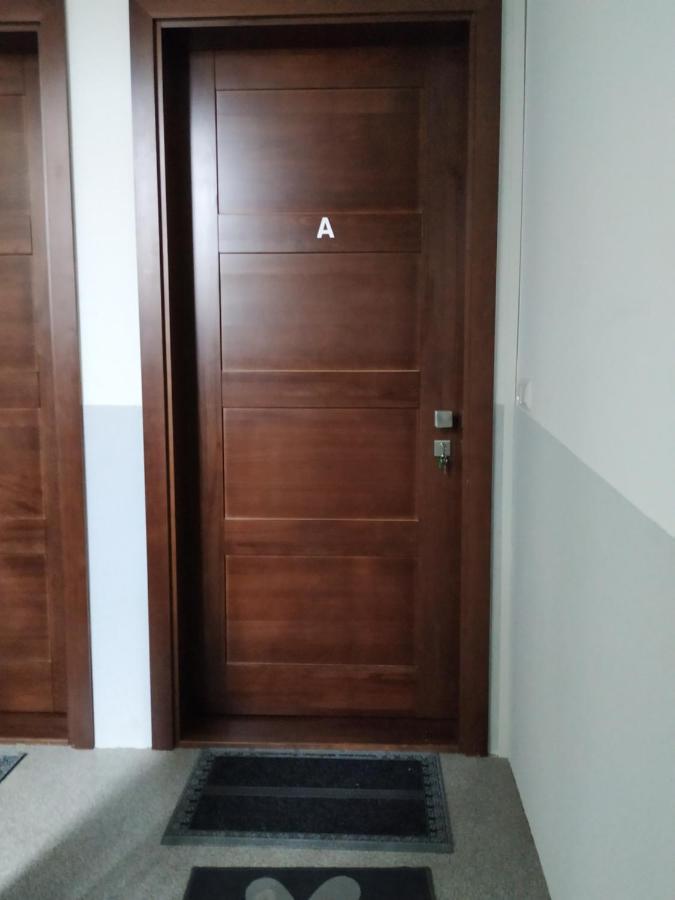 Apartamento Mehrfamilien Haus Schkeuditz Exterior foto