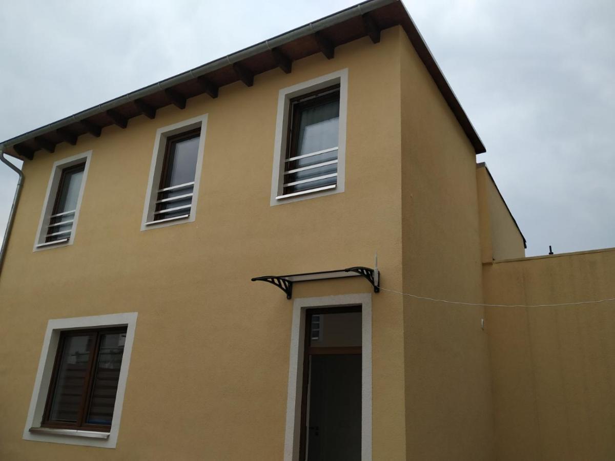 Apartamento Mehrfamilien Haus Schkeuditz Exterior foto